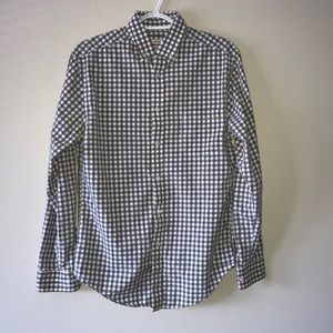 Men’s casual button down shirt